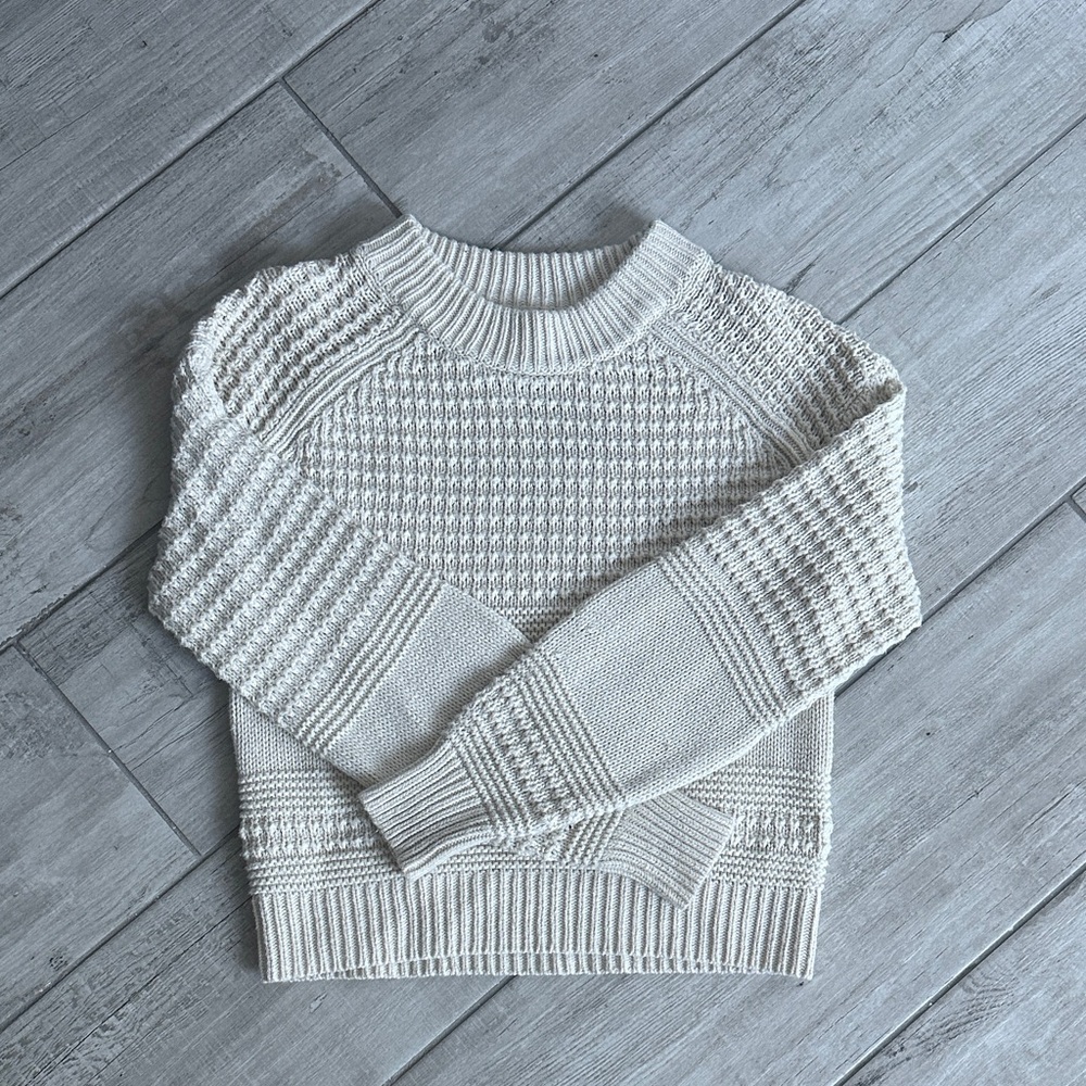 Universal Thread Women's Textured Cream Sweater